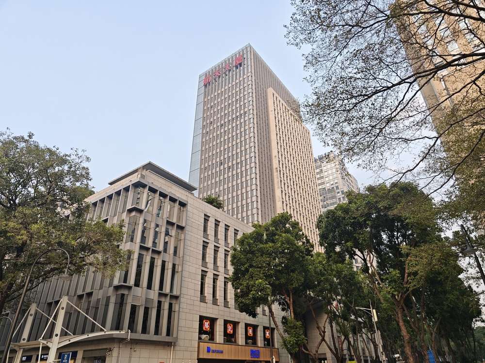 航天大厦外观图1